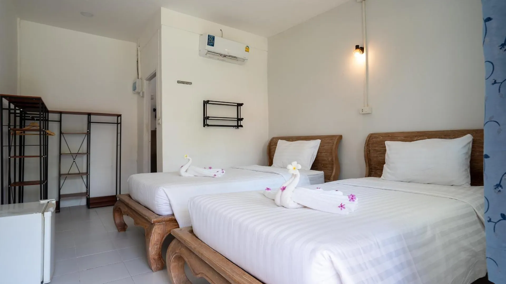 Isara Lanta Beach Resort Koh Lanta