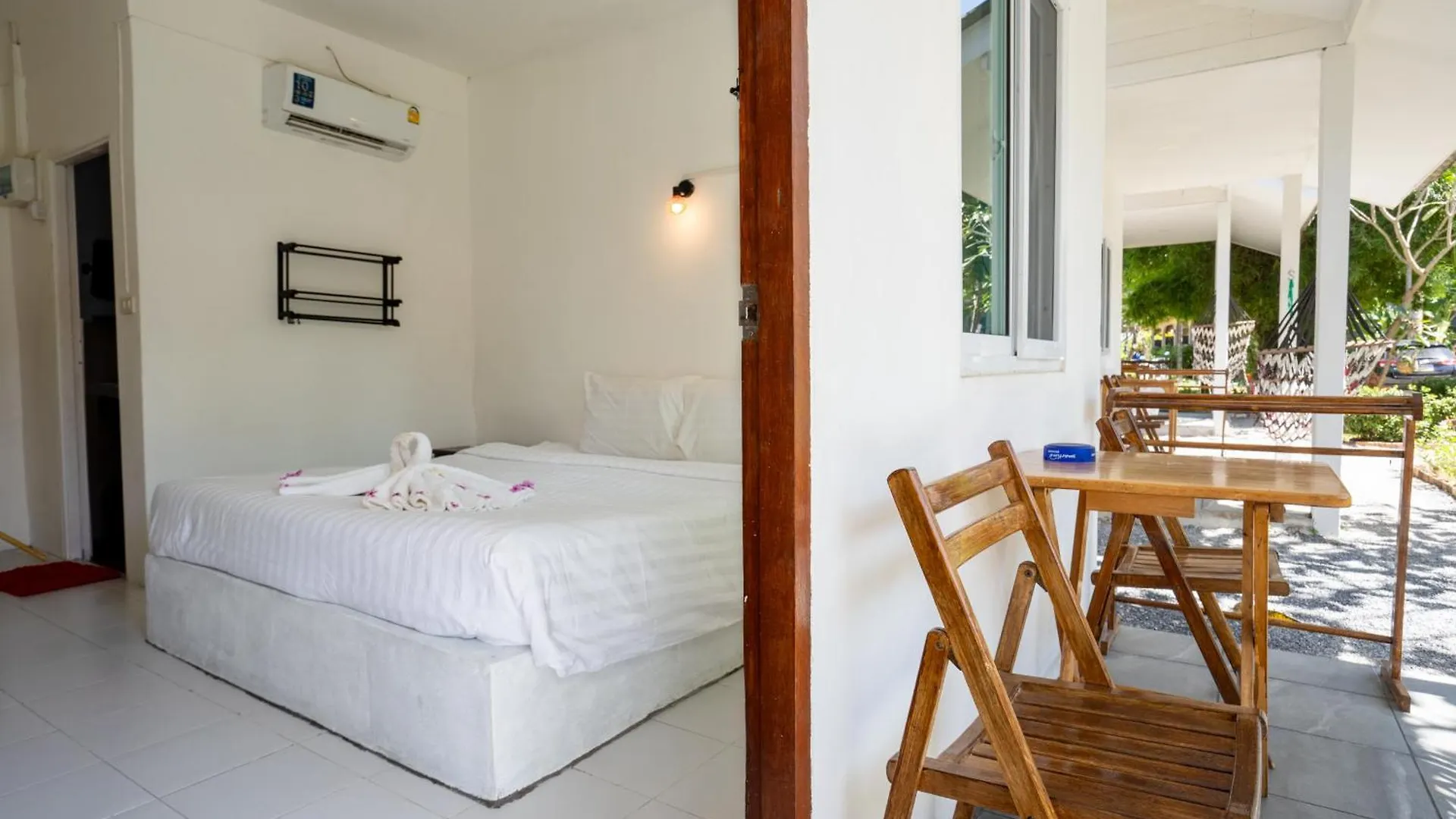 Isara Lanta Beach Resort Koh Lanta 2*,