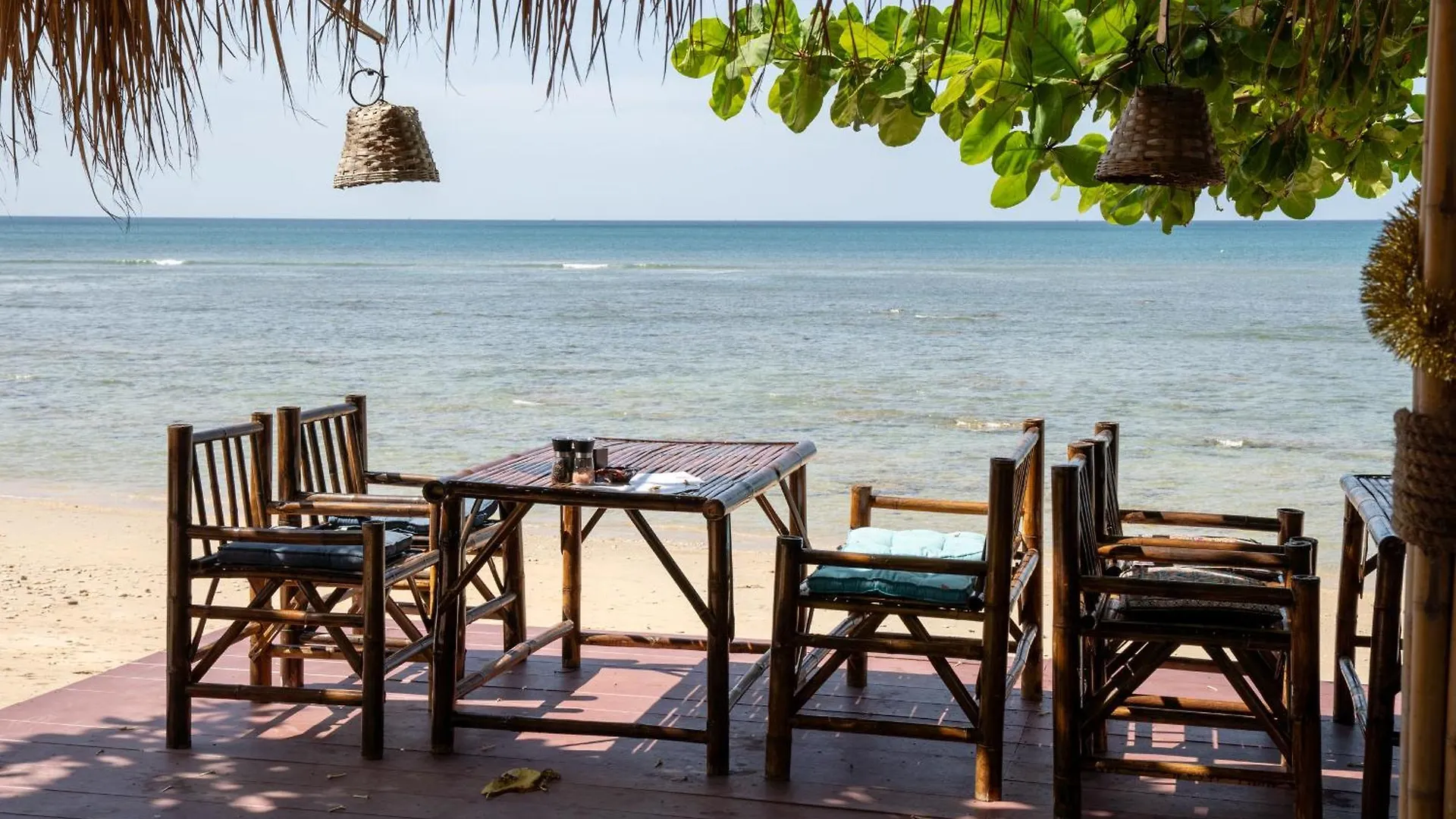 Isara Lanta Beach Resort Koh Lanta