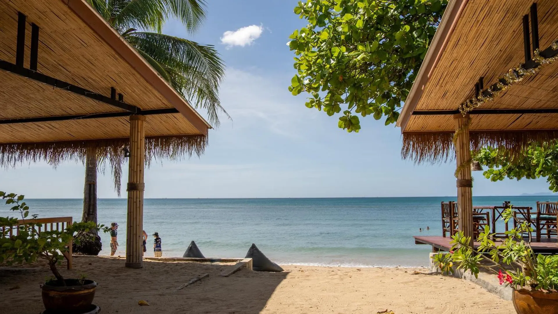Isara Lanta Beach Resort Koh Lanta