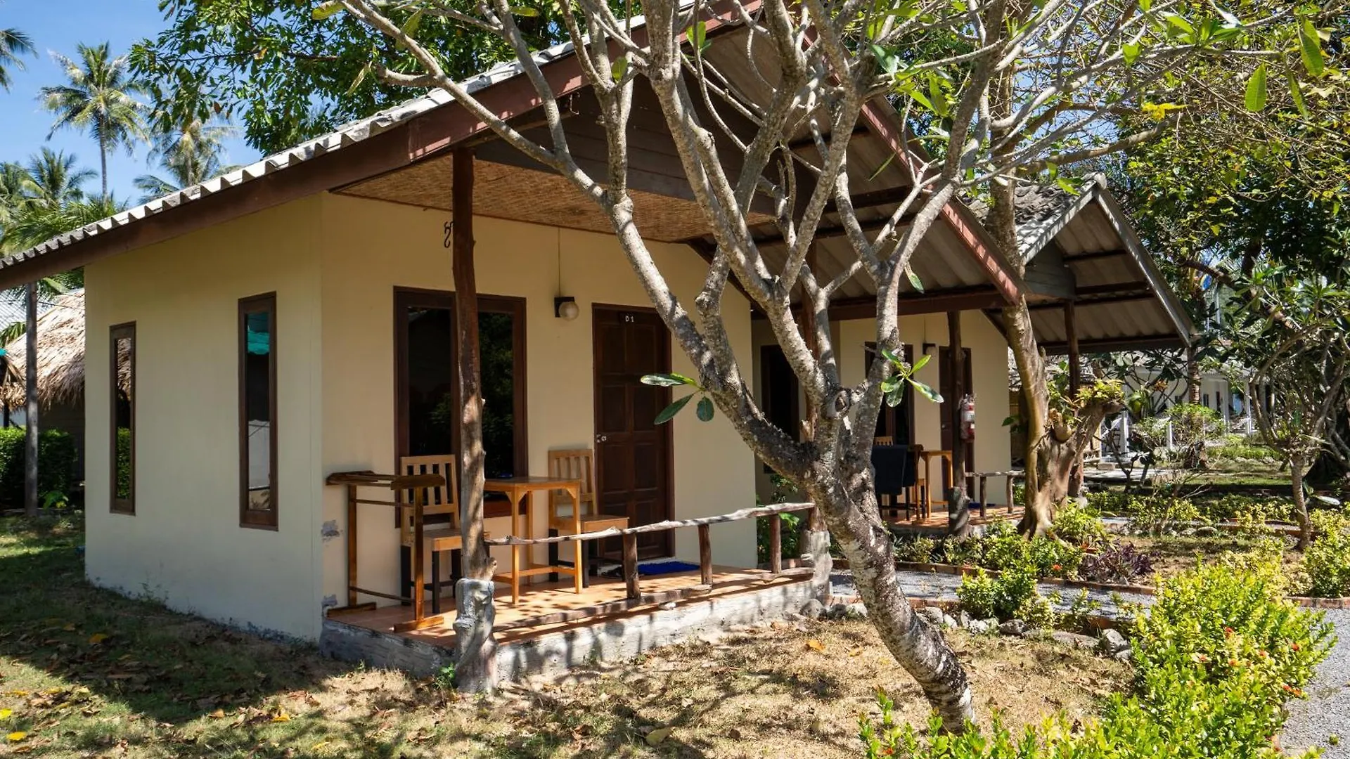 Isara Lanta Beach Resort Koh Lanta