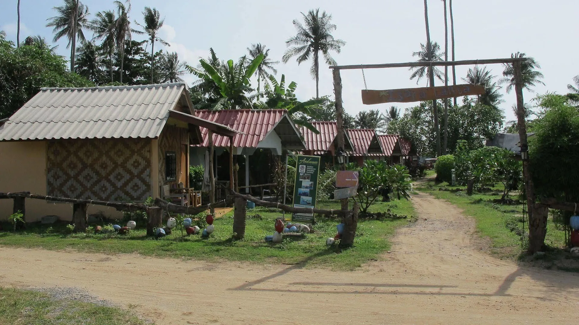 Isara Lanta Beach Resort Koh Lanta