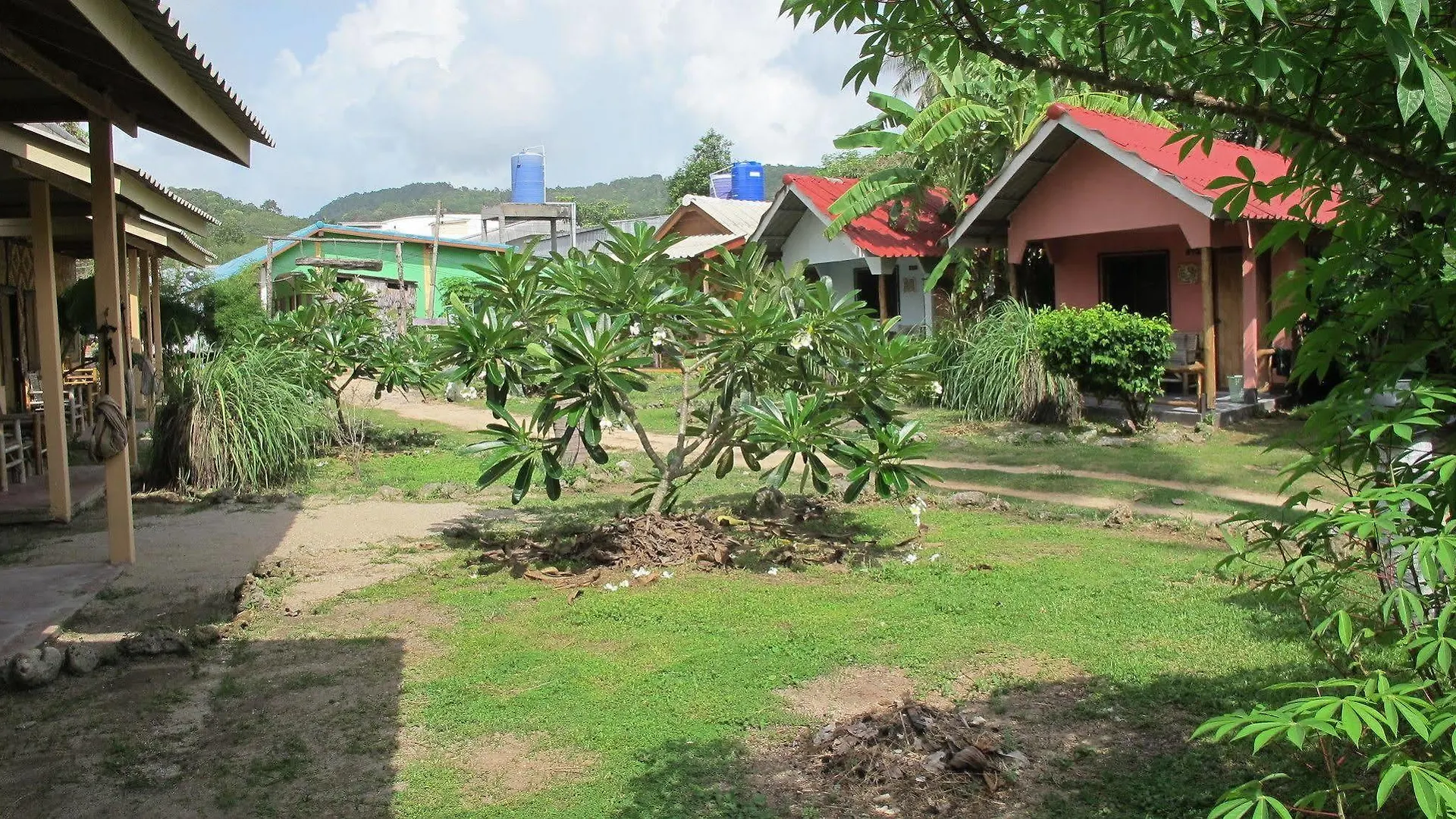 Isara Lanta Beach Resort Koh Lanta