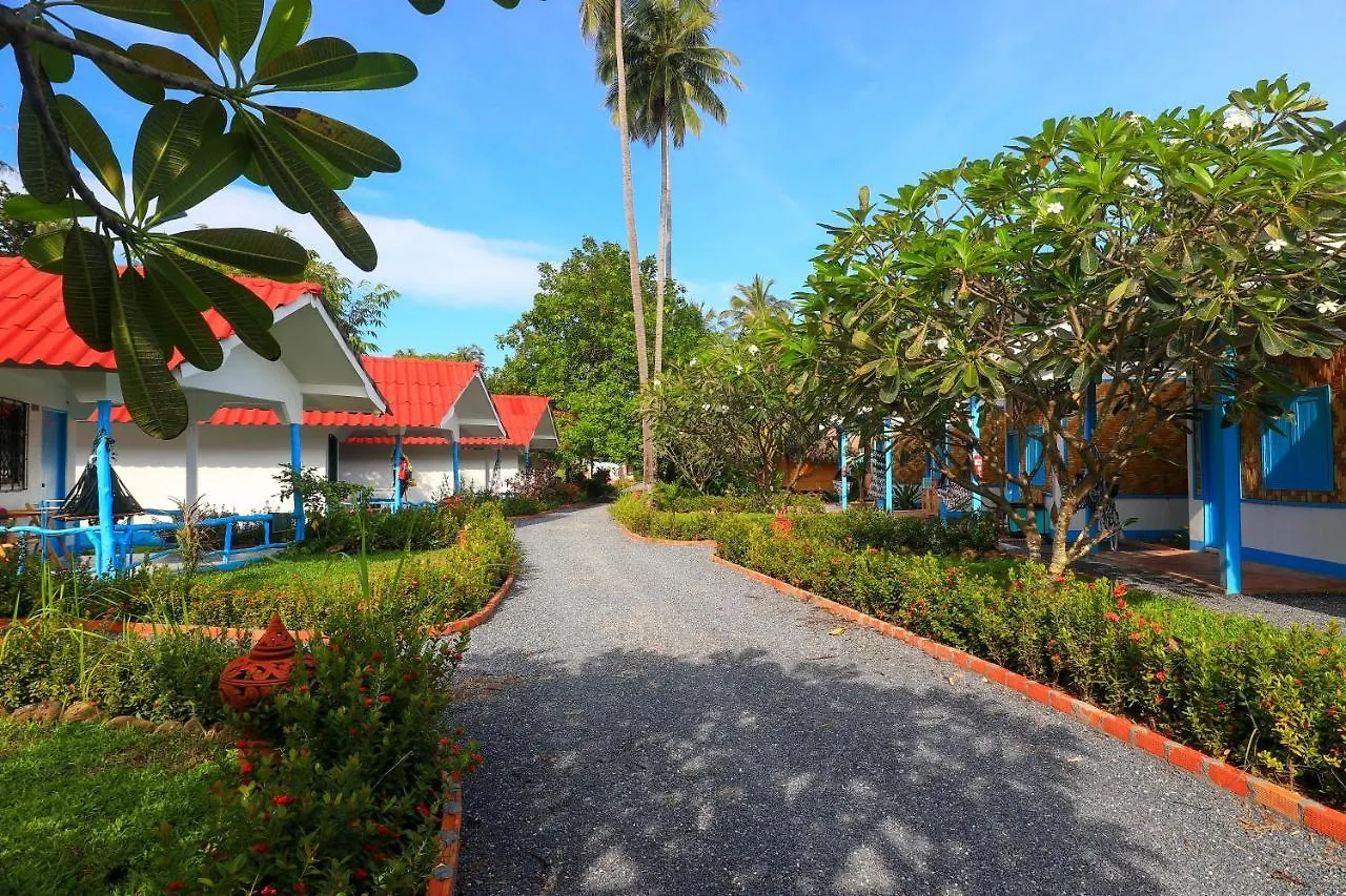 **  Isara Lanta Beach Resort Ко-Ланта Таиланд
